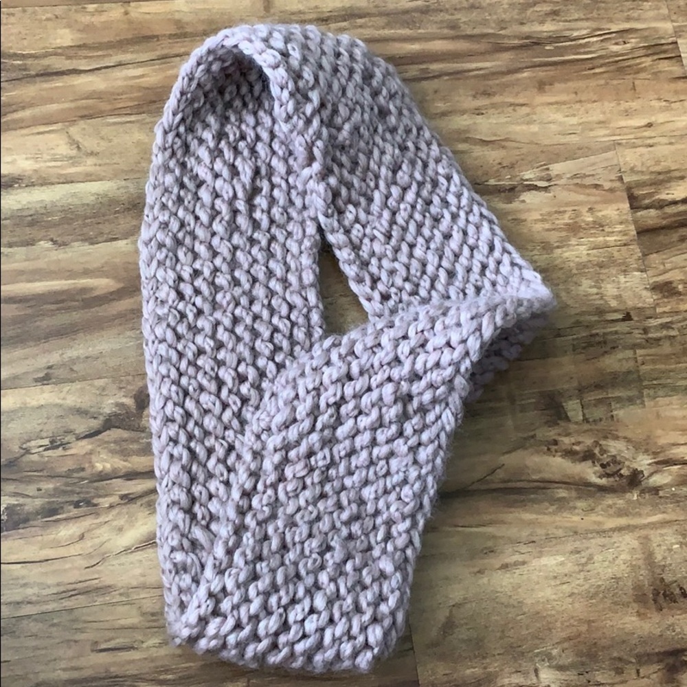 Wool circle scarf